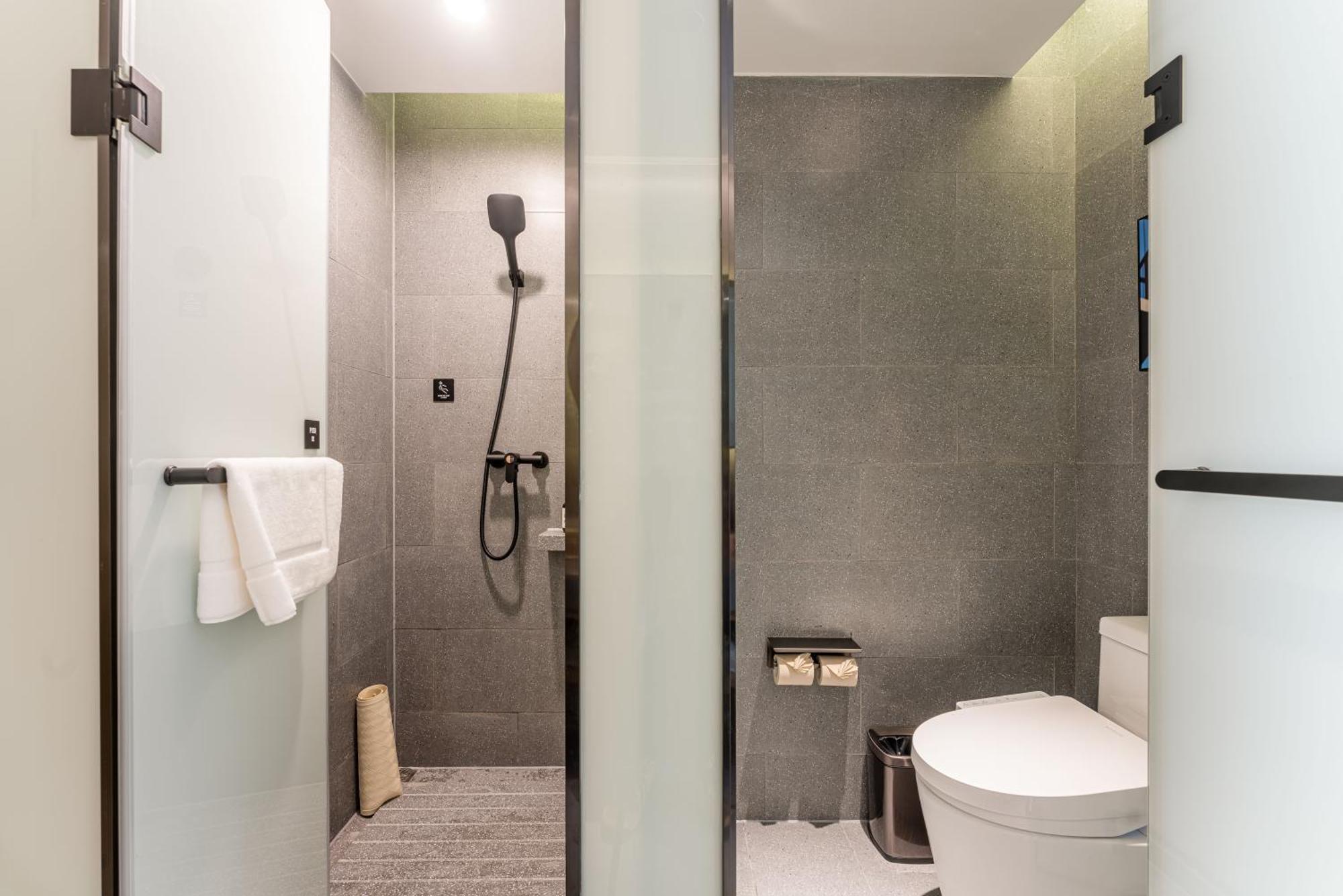Atour World Expo West Gaoke Road 4*
