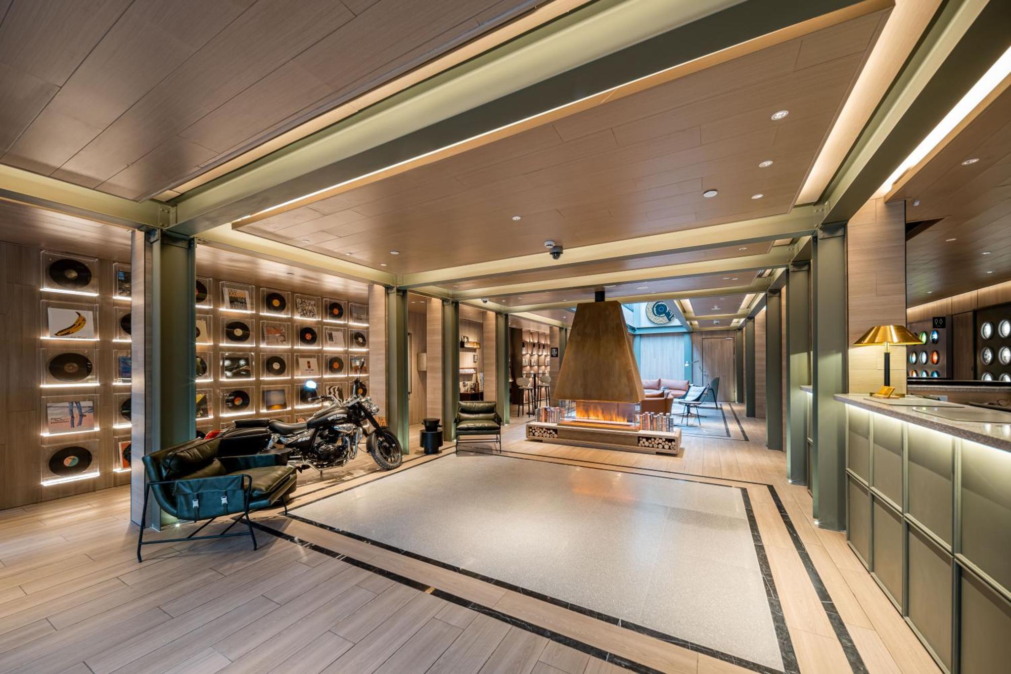 Hotel Atour World Expo West Gaoke Road 4*
